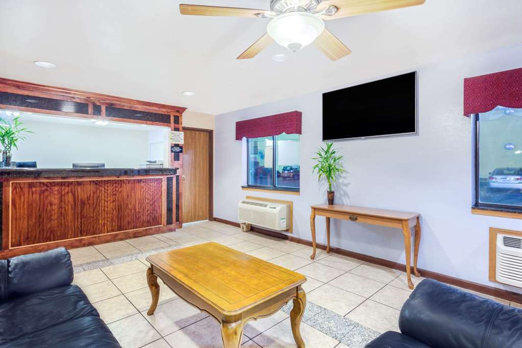 Knights Inn Memphis At Macon Cove Interior foto